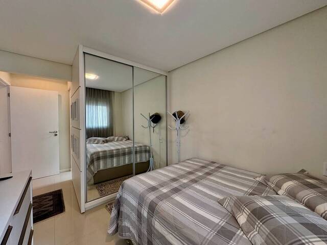 Apartamento para Venda em Florianópolis - 4