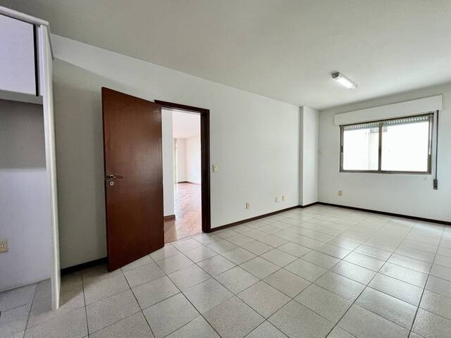 Apartamento para Venda em Florianópolis - 4